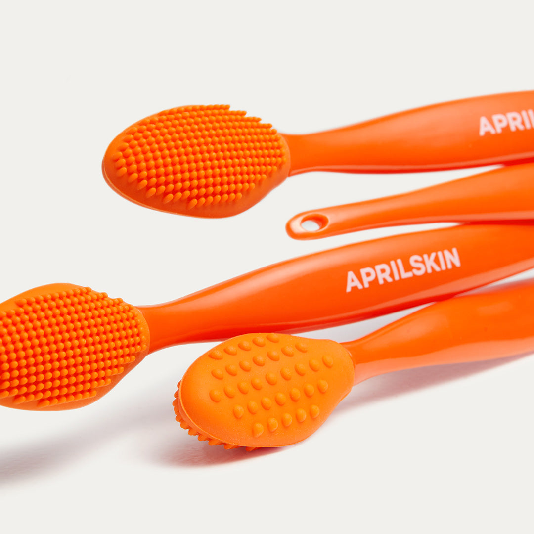 Sebum Sweeper Pore Cleansing Silicone Brush - APRILSKIN SG